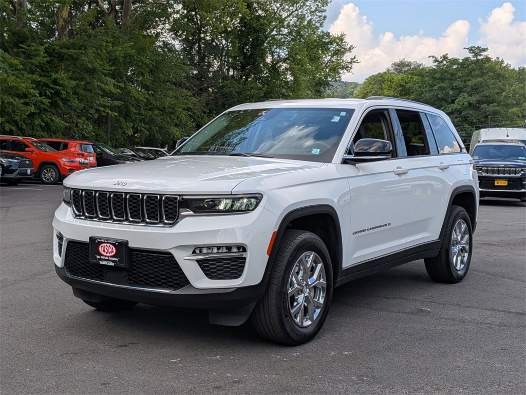 2022 Jeep Grand Cherokee Limited photo 7