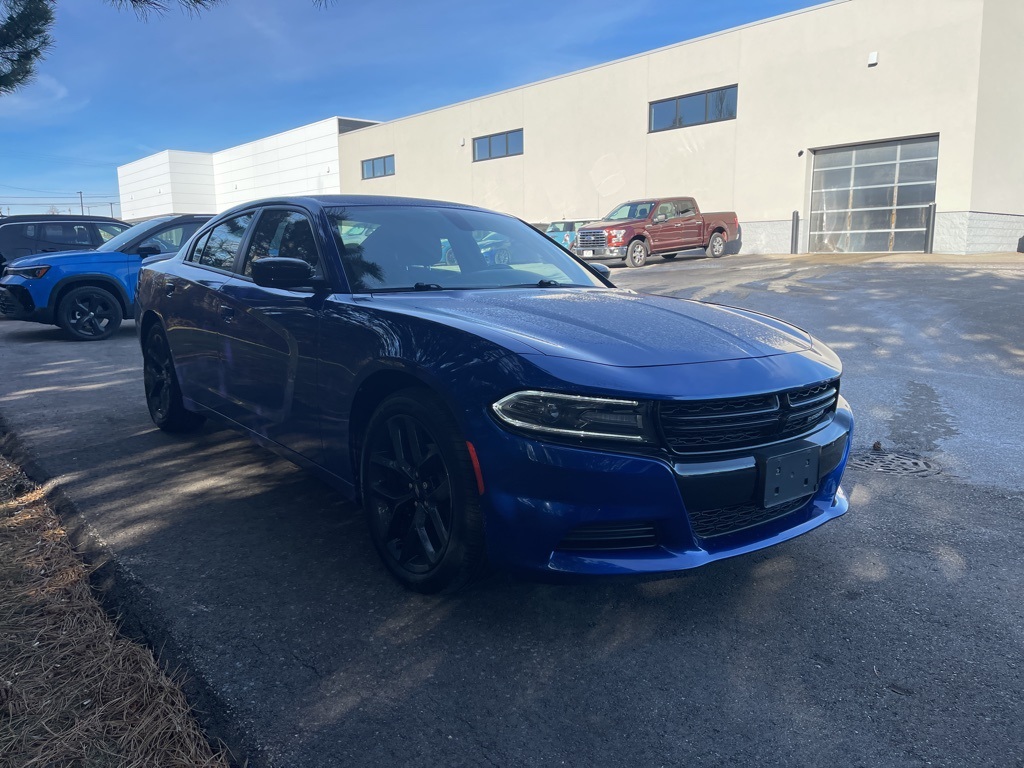 2019 Dodge Charger SXT photo 4