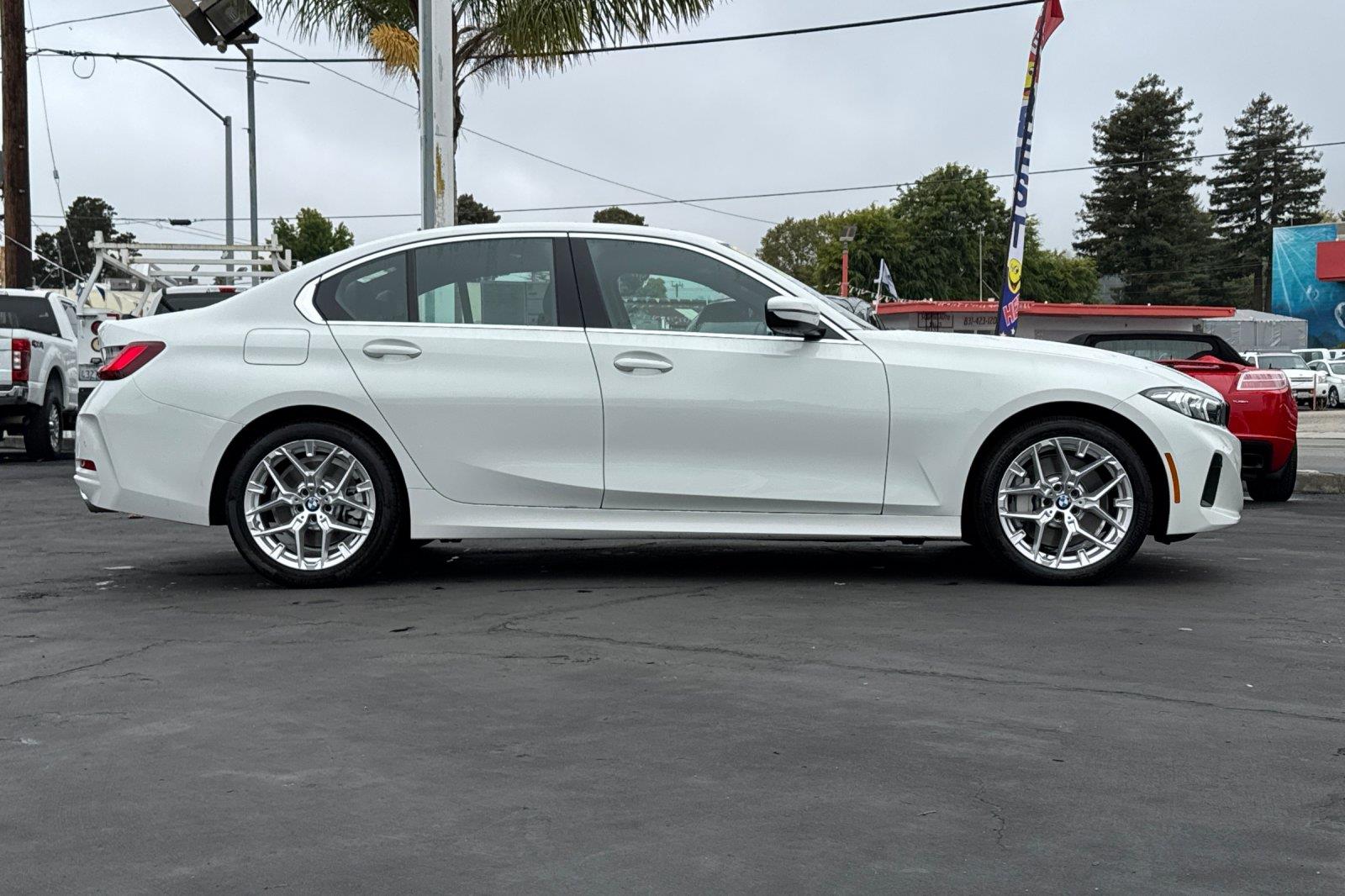 2025 Bmw 330i photo 2