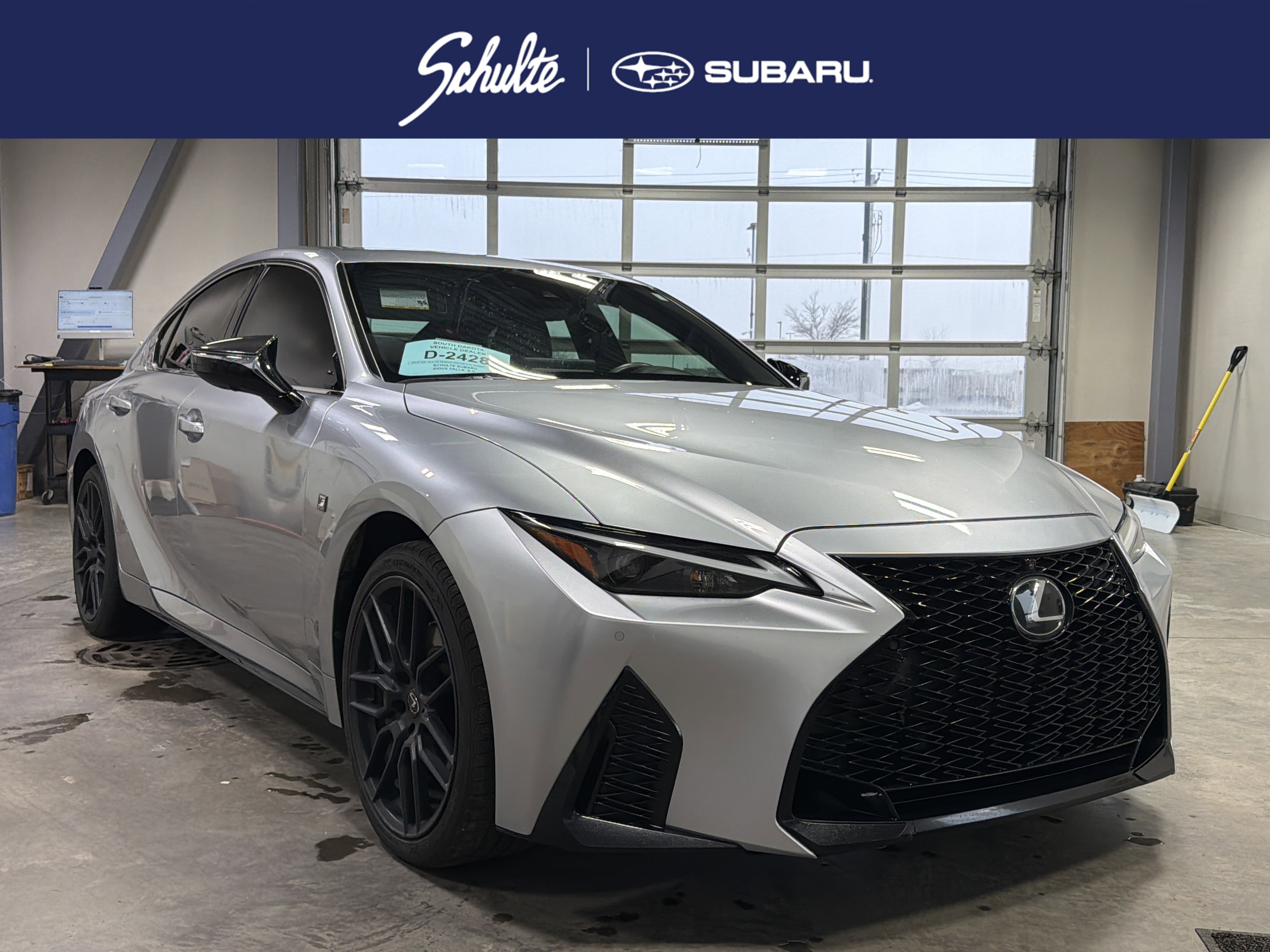 2022 Lexus IS 350 F SPORT's photo