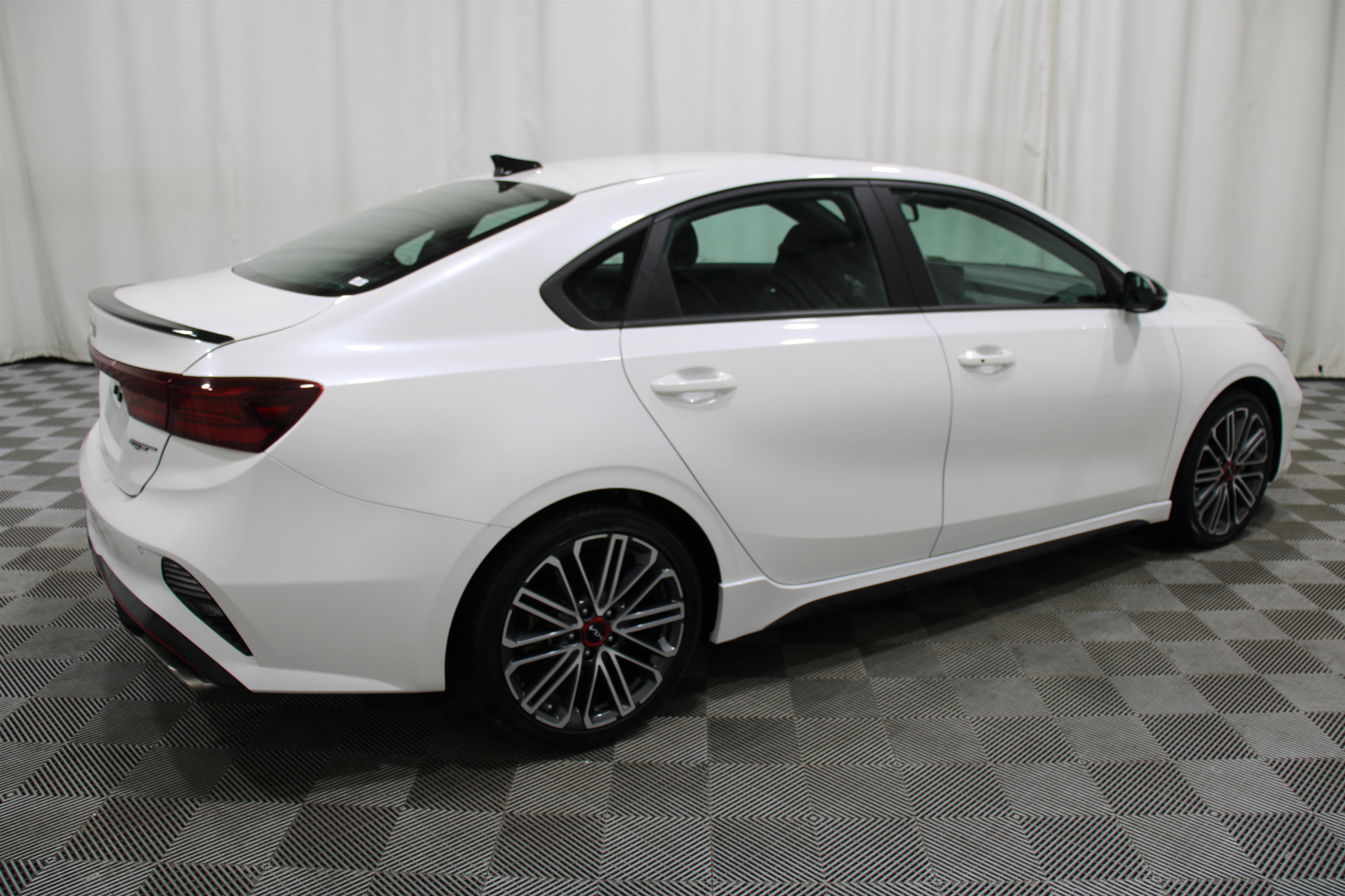 2023 Kia Forte GT photo 15