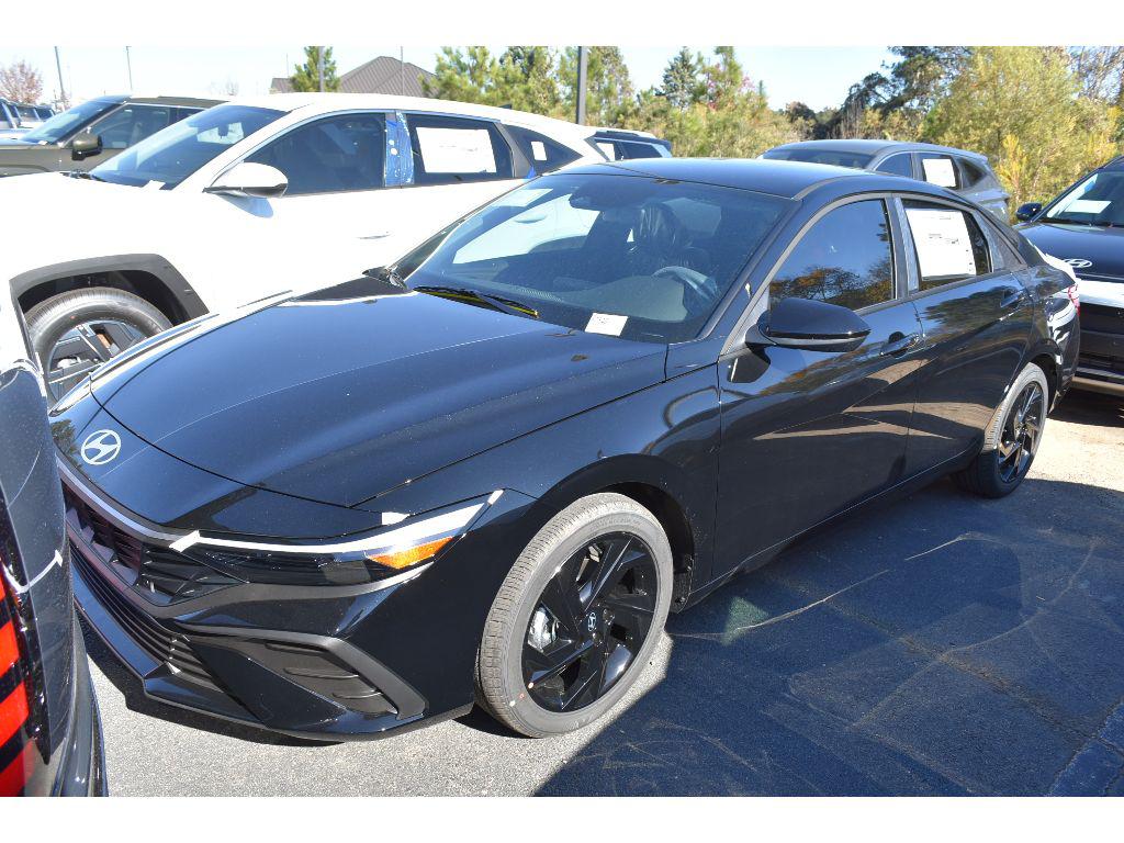 2026 Hyundai Elantra SEL's photo