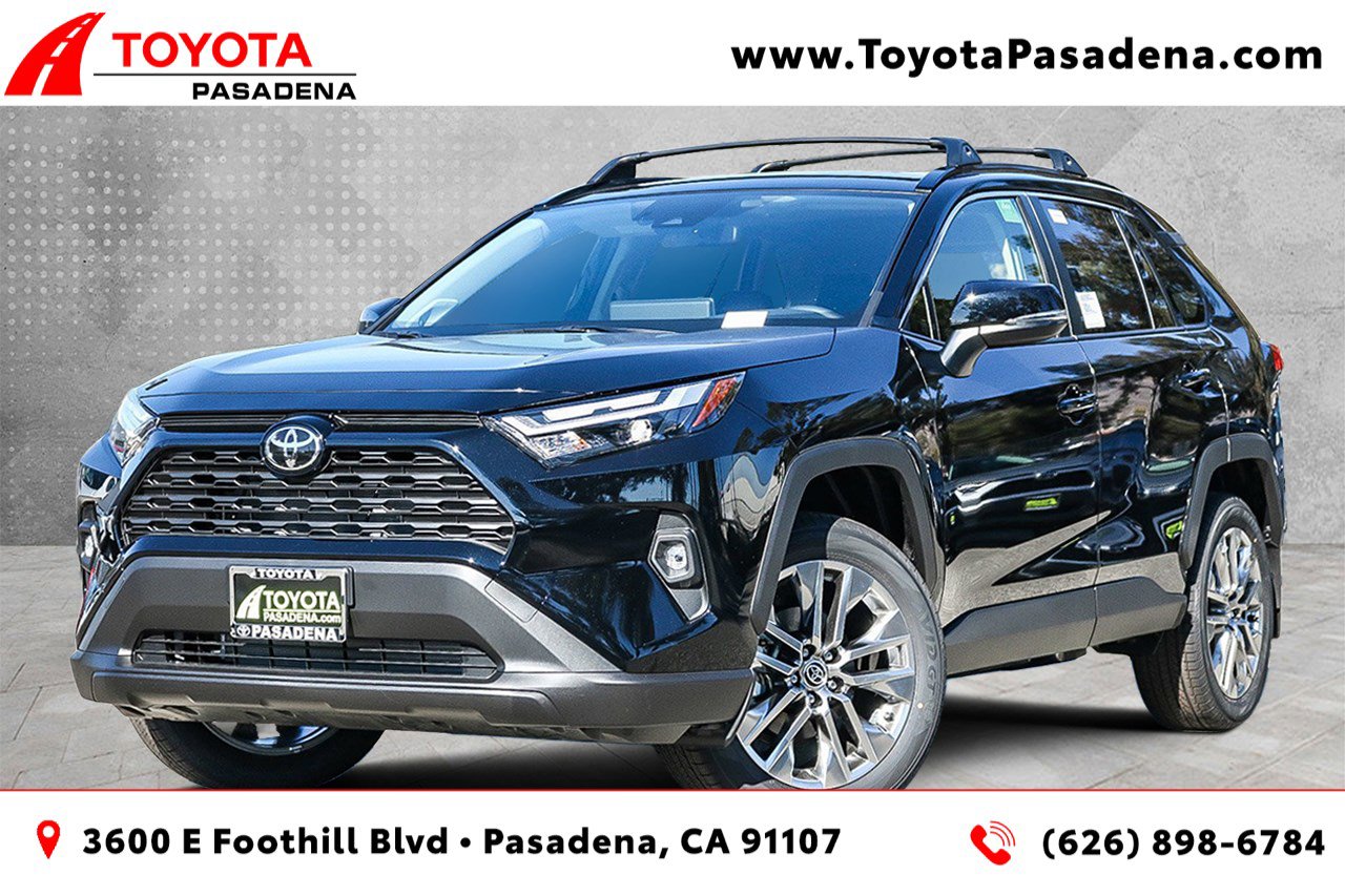 2025 Toyota RAV4 XLE Premium's photo