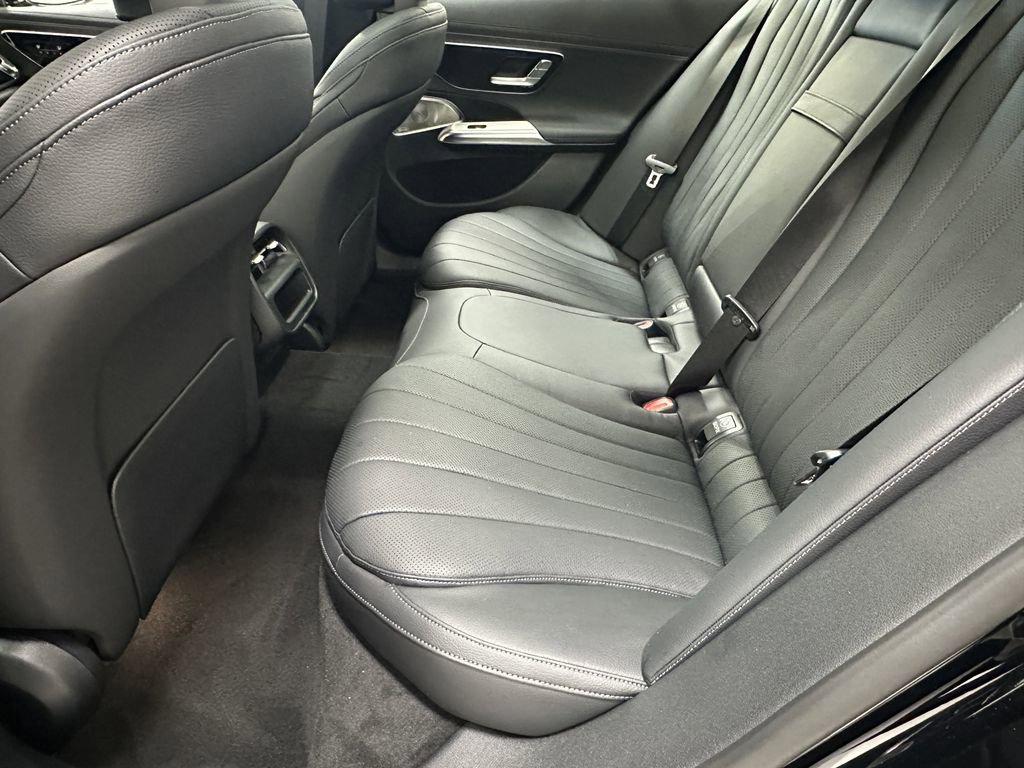 2026 Mercedes Benz E 450 4MATIC photo 25