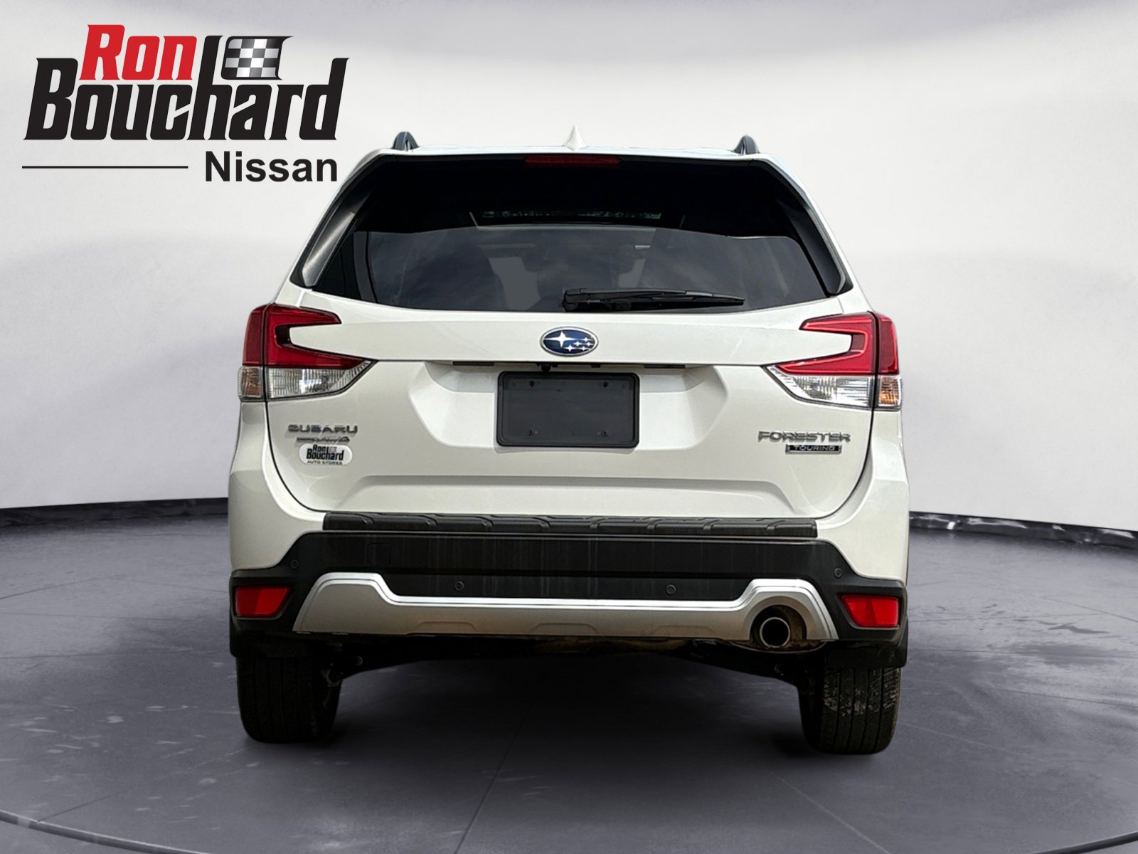 2020 Subaru Forester Touring photo 2