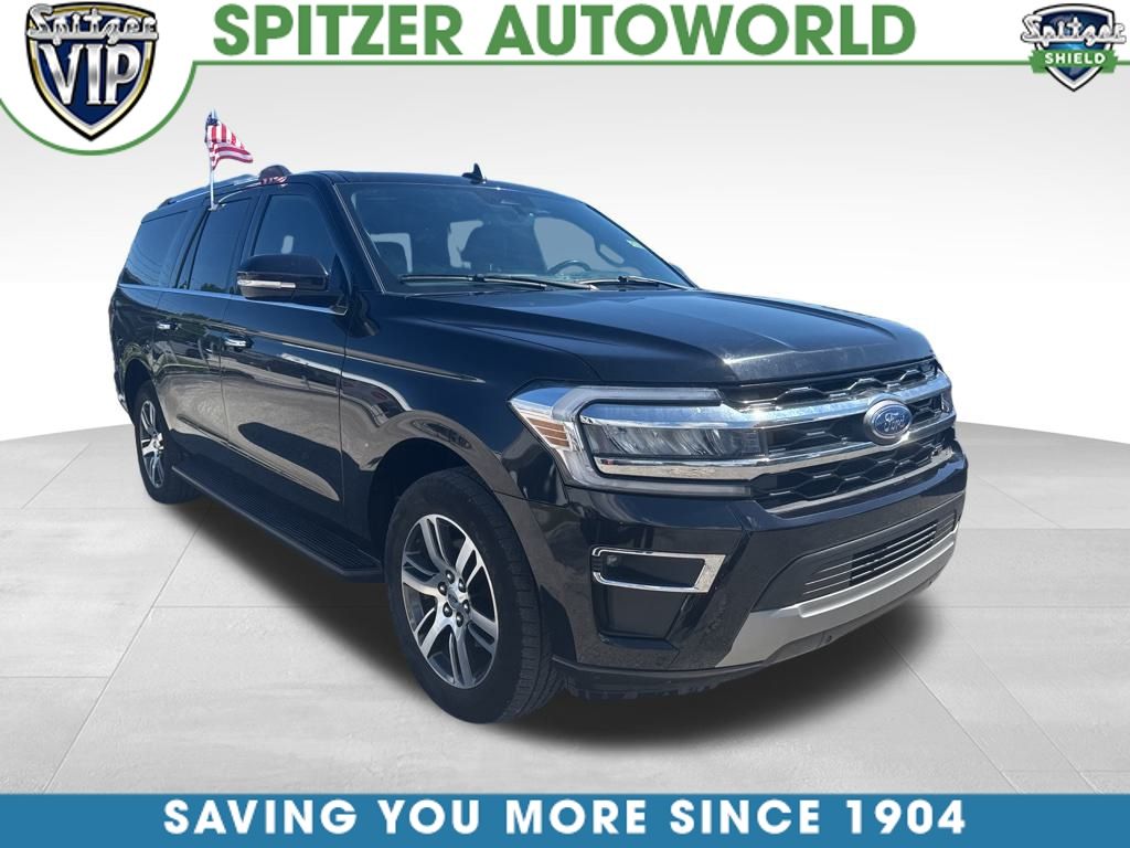 2024 Ford Expedition Limited's photo