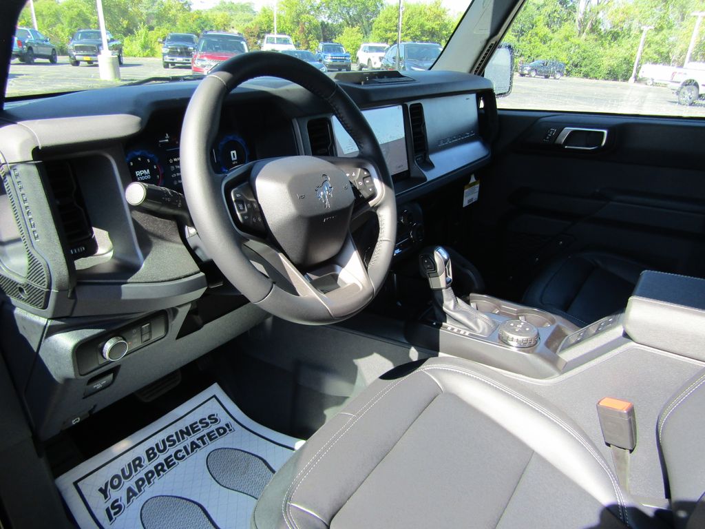 2025 Ford Bronco Big Bend photo 8