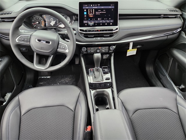2026 Jeep Compass Latitude photo 7