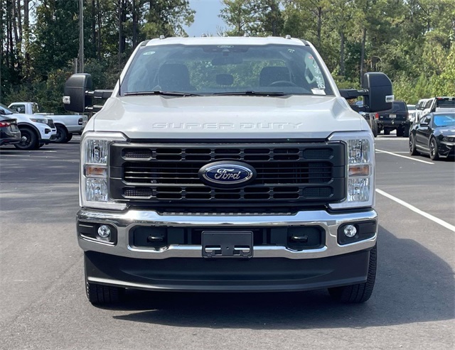 2026 Ford F-350 XL photo 4