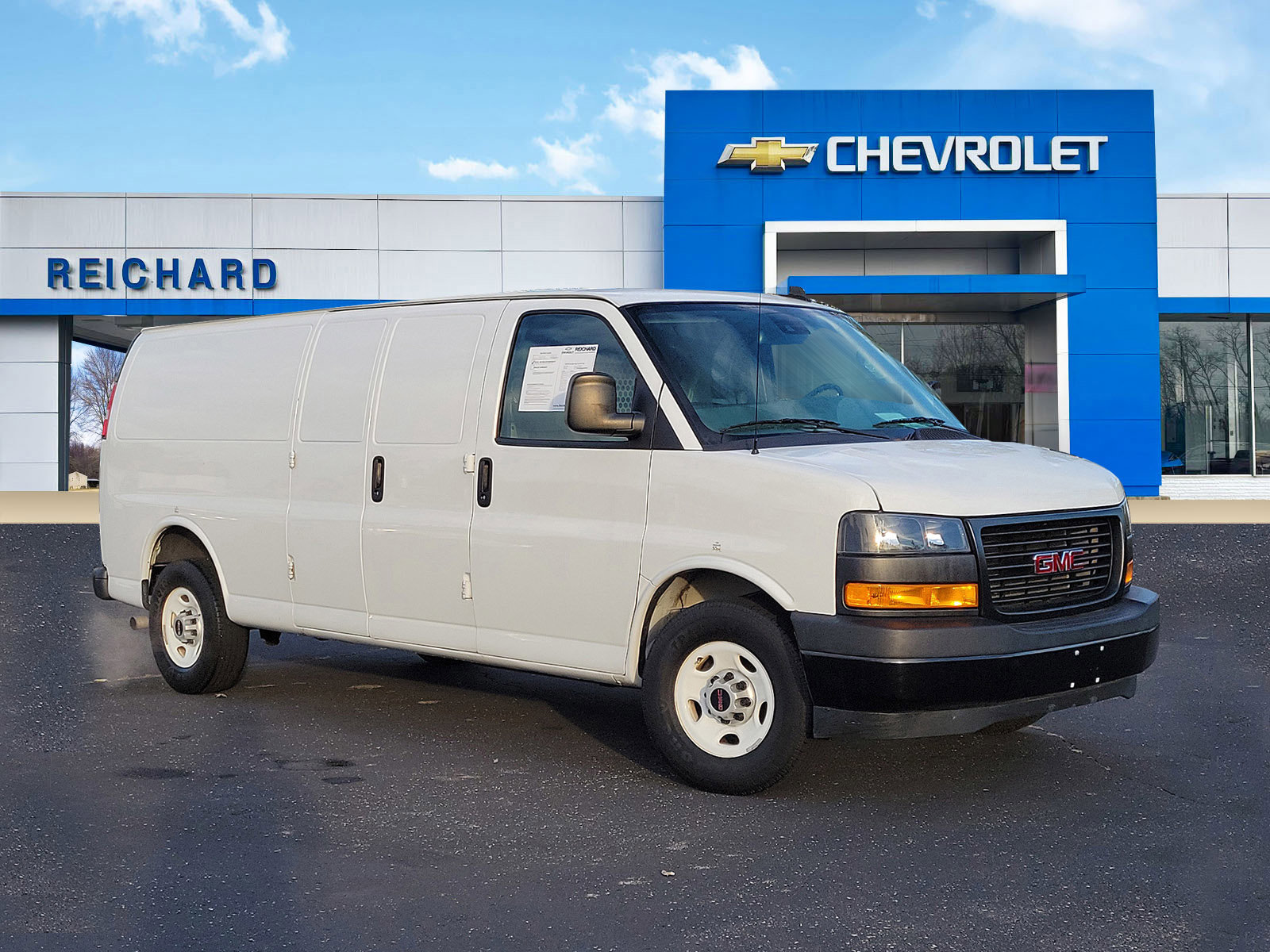 2020 GMC Savana Cargo Work Van's photo