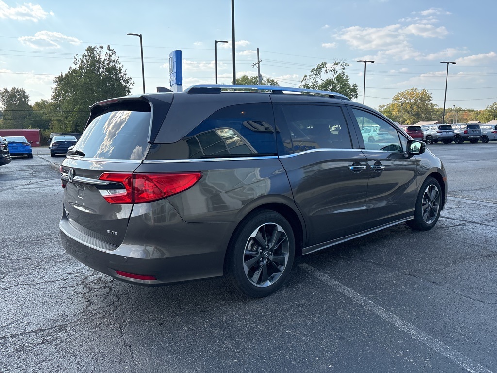 2023 Honda Odyssey Elite photo 4