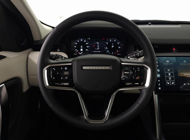 2025 Land Rover Discovery Sport S photo 15