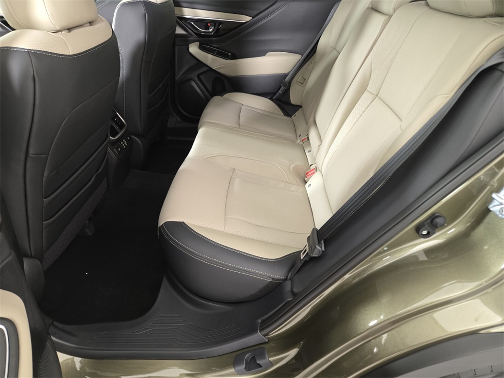 2025 Subaru Outback Limited photo 9