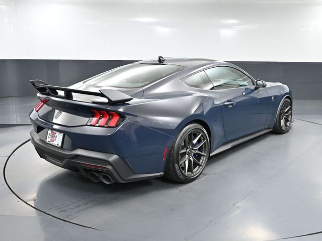 2024 Ford Mustang Dark Horse photo 4