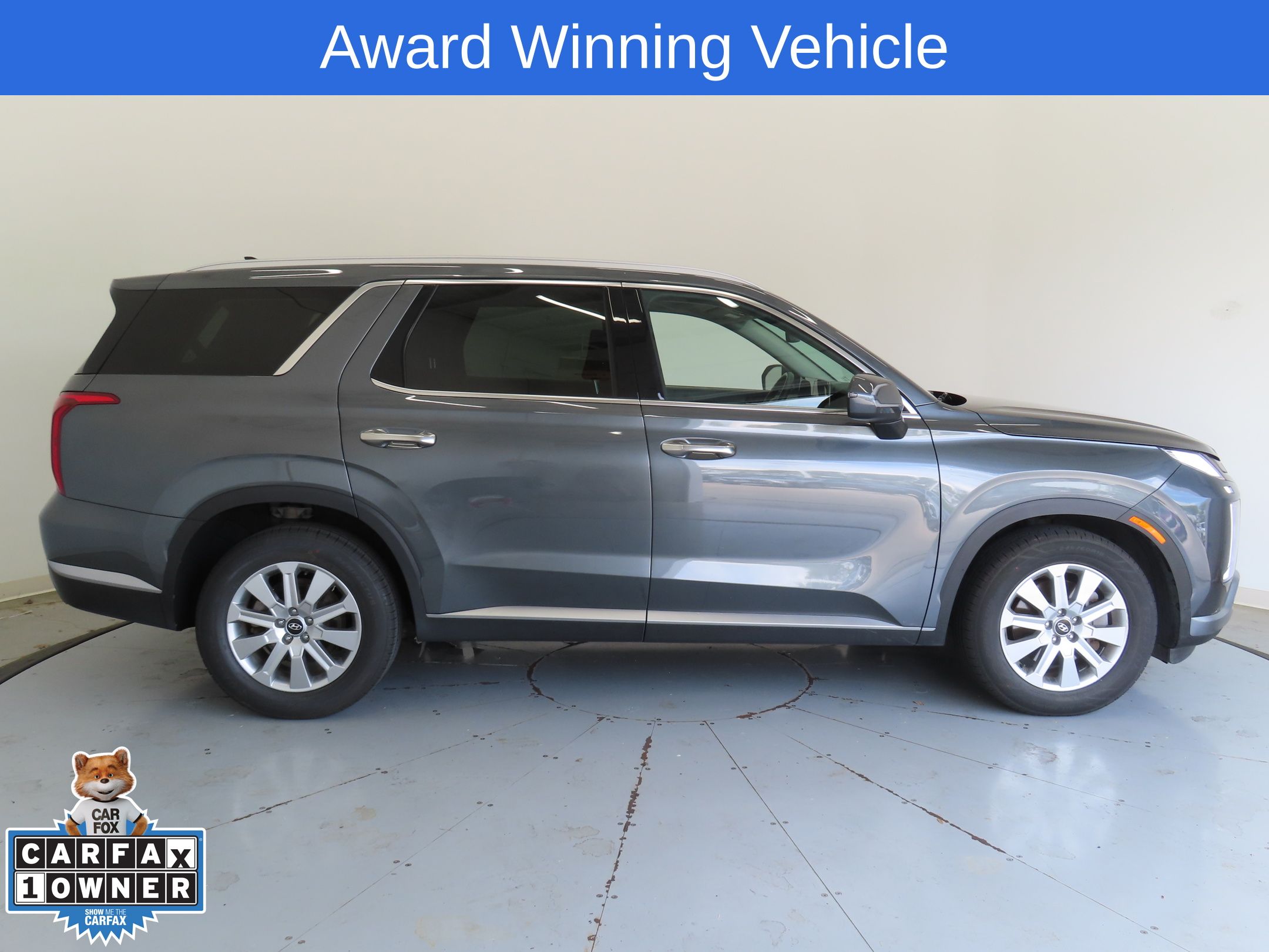 2024 Hyundai Palisade SEL photo 2