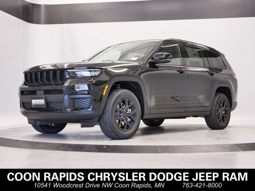 2025 Jeep Grand Cherokee L Altitude's photo