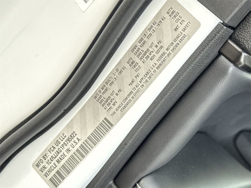 2023 Jeep Grand Cherokee Altitude photo 27