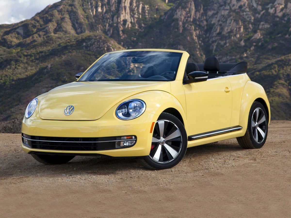 2013 Volkswagen Beetle 2.5's photo