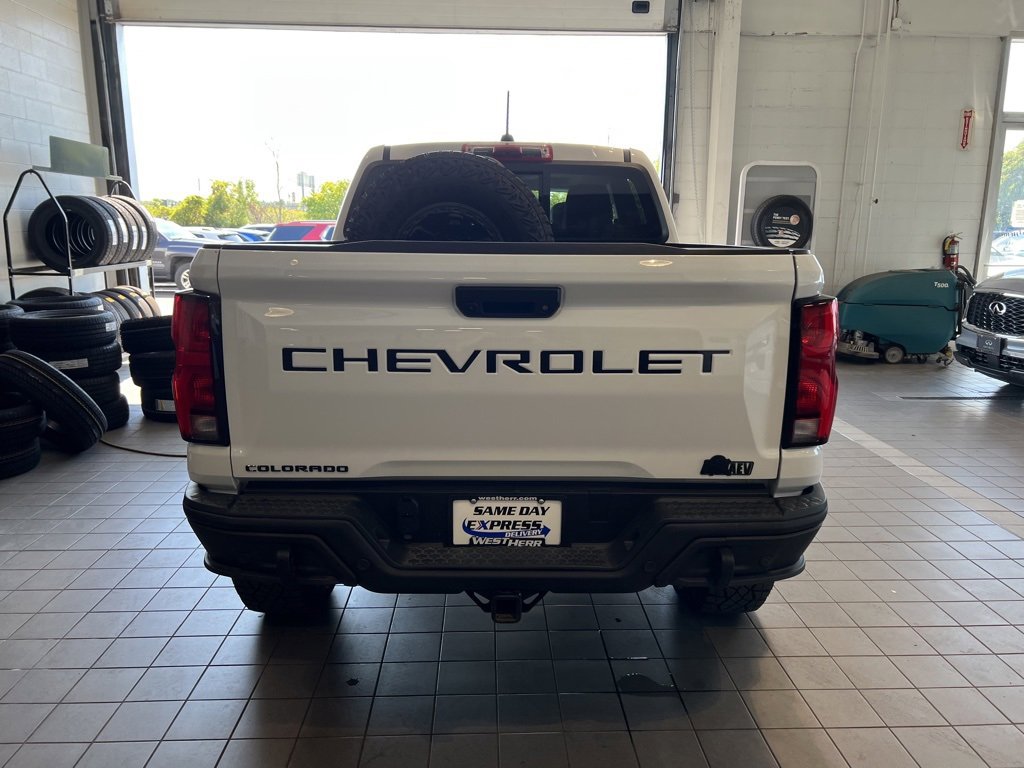 2024 Chevrolet Colorado ZR2 photo 6