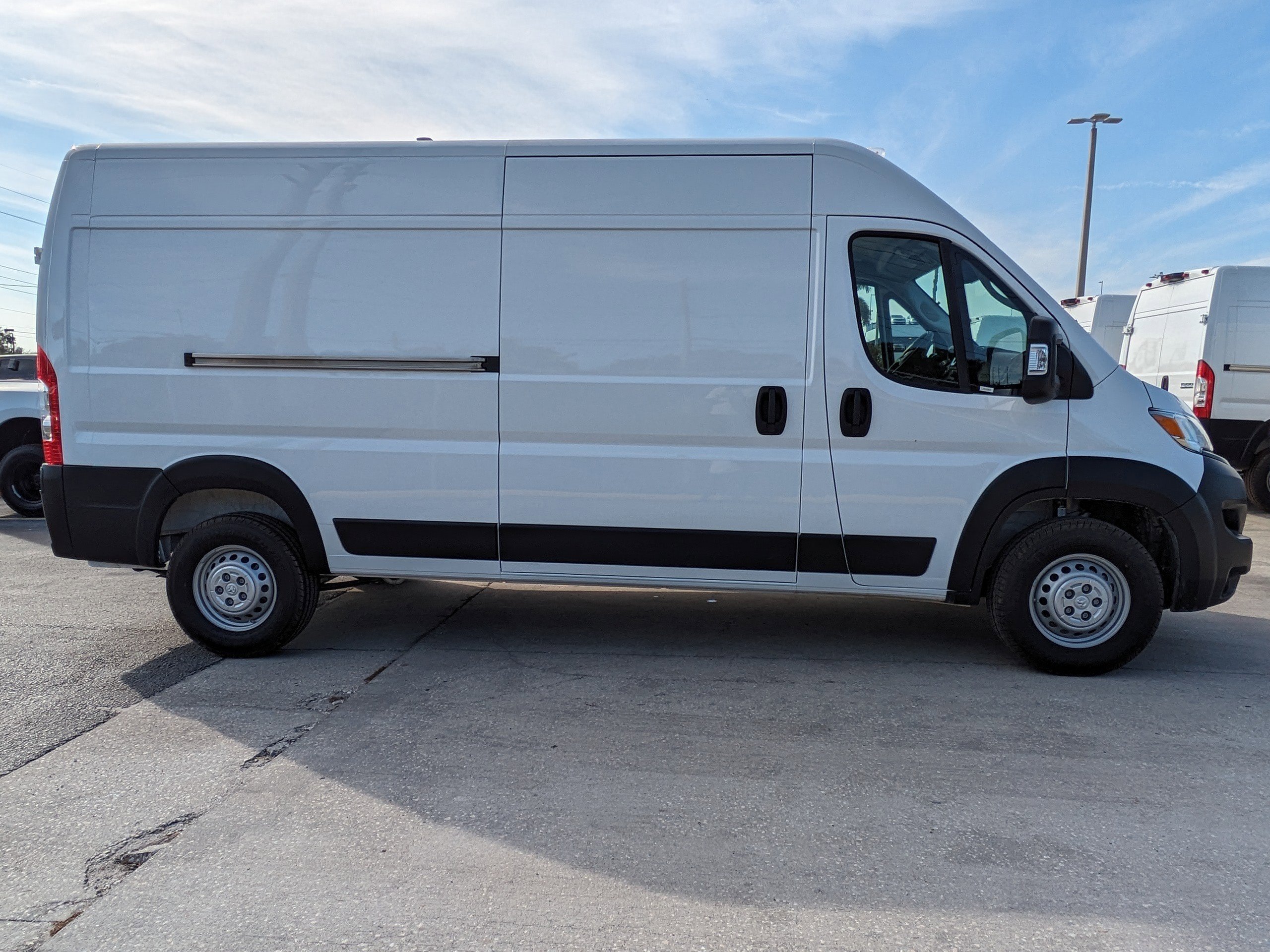 2026 Ram ProMaster 2500 photo 3