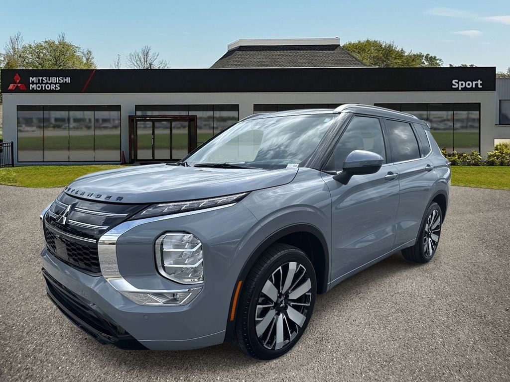 2025 Mitsubishi Outlander SEL photo 7