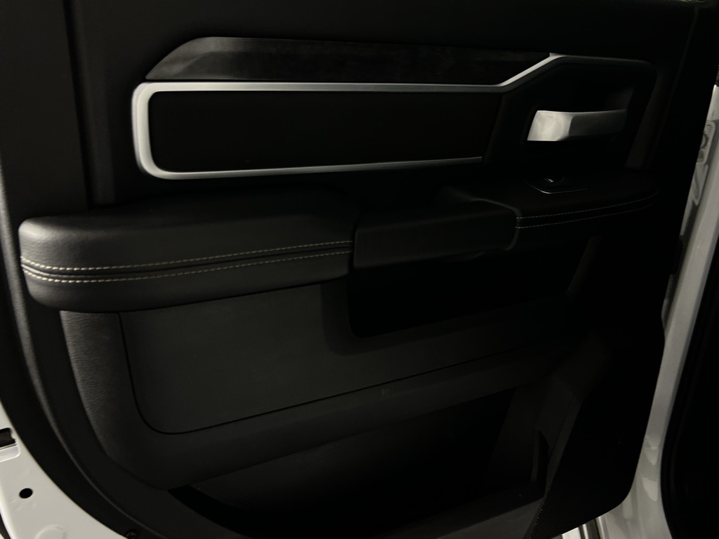 2024 Ram 3500 Big Horn photo 23
