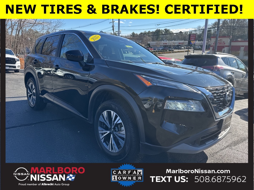 2023 Nissan Rogue SV's photo