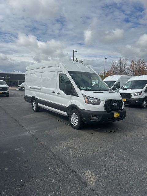 2024 Ford Transit photo 4