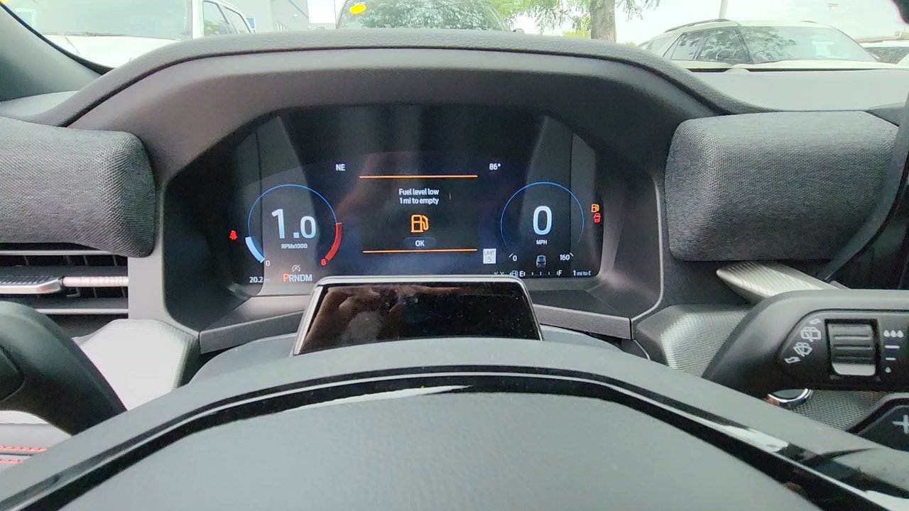 2025 Ford Explorer ST photo 20
