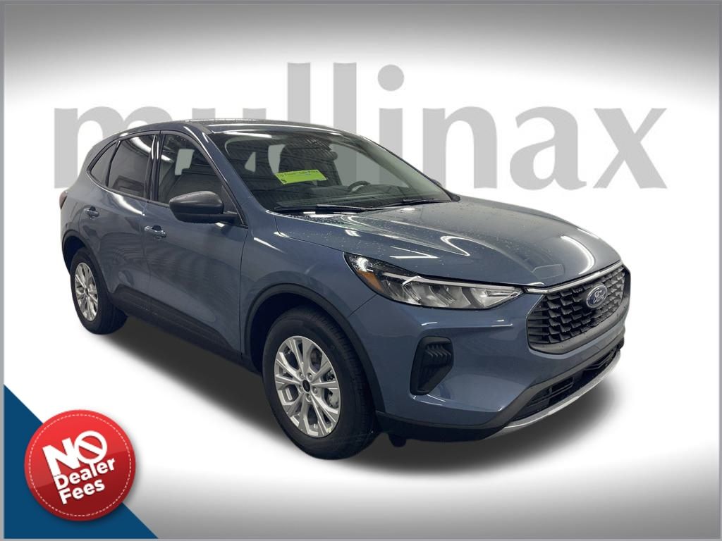 2025 Ford Escape Active's photo