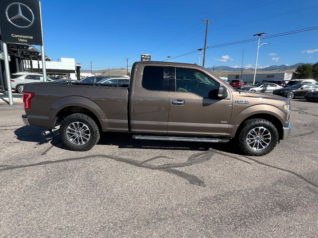 2016 Ford F-150 XLT photo 3