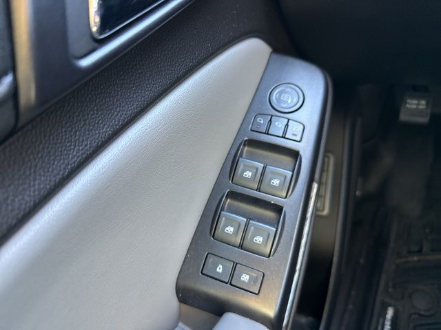 2018 Chevrolet Tahoe LT photo 6