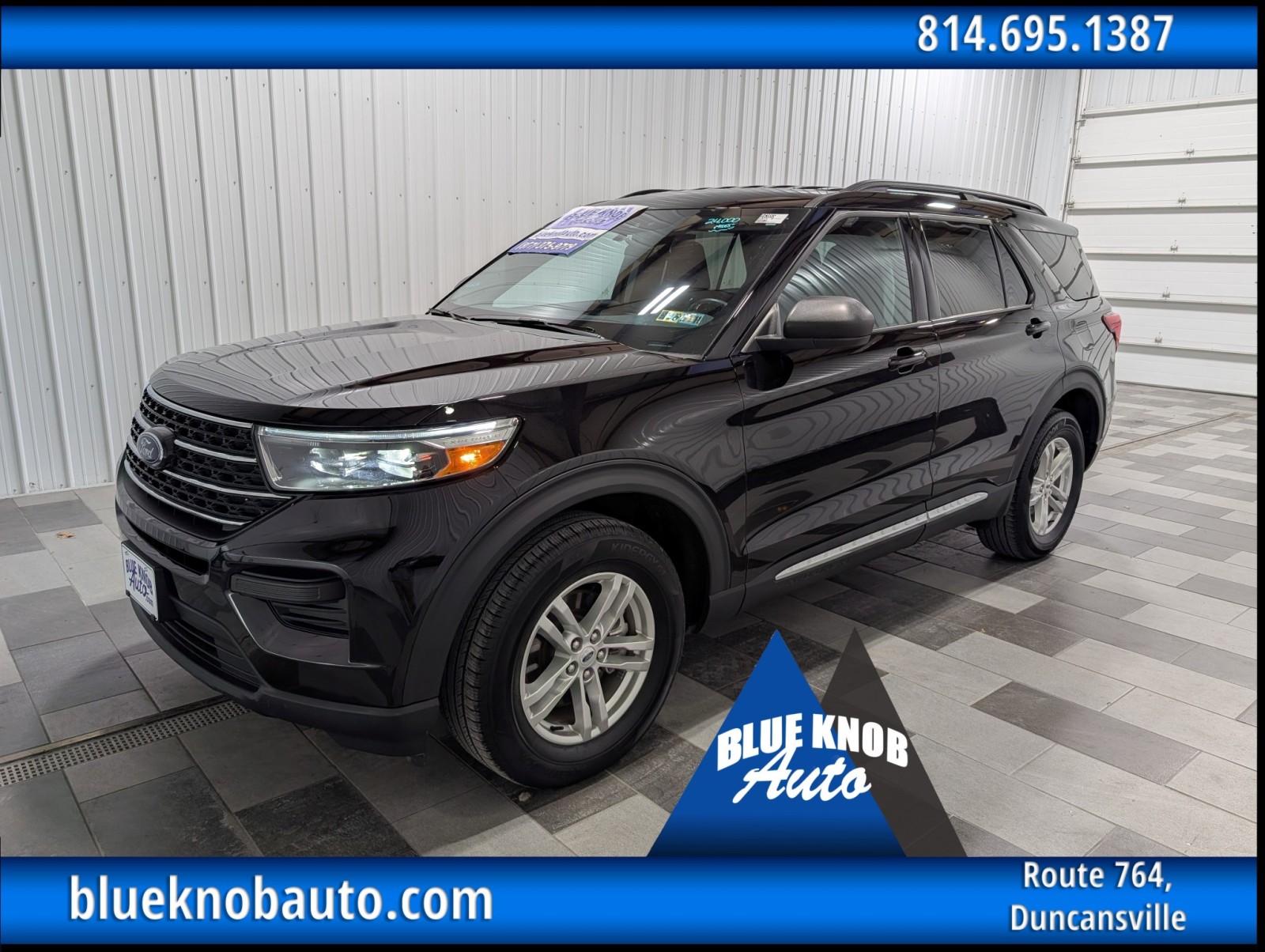 2023 Ford Explorer XLT's photo