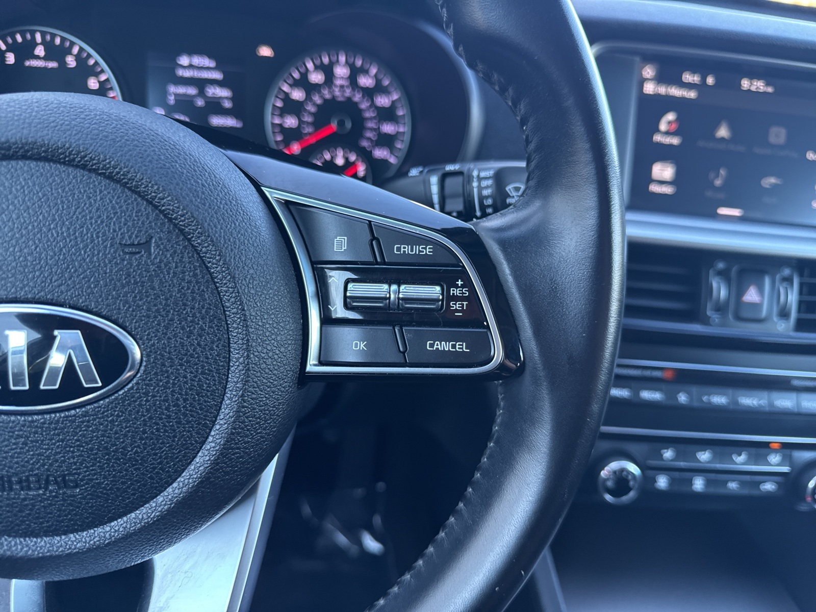 2020 Kia Optima S photo 18