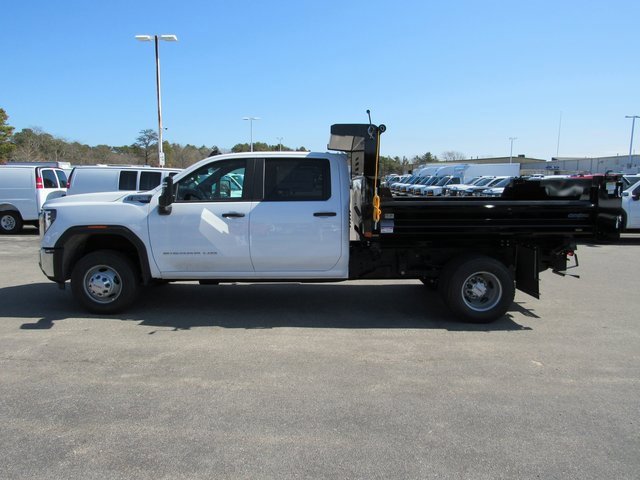 2025 Gmc Sierra 3500 HD Pro photo 2