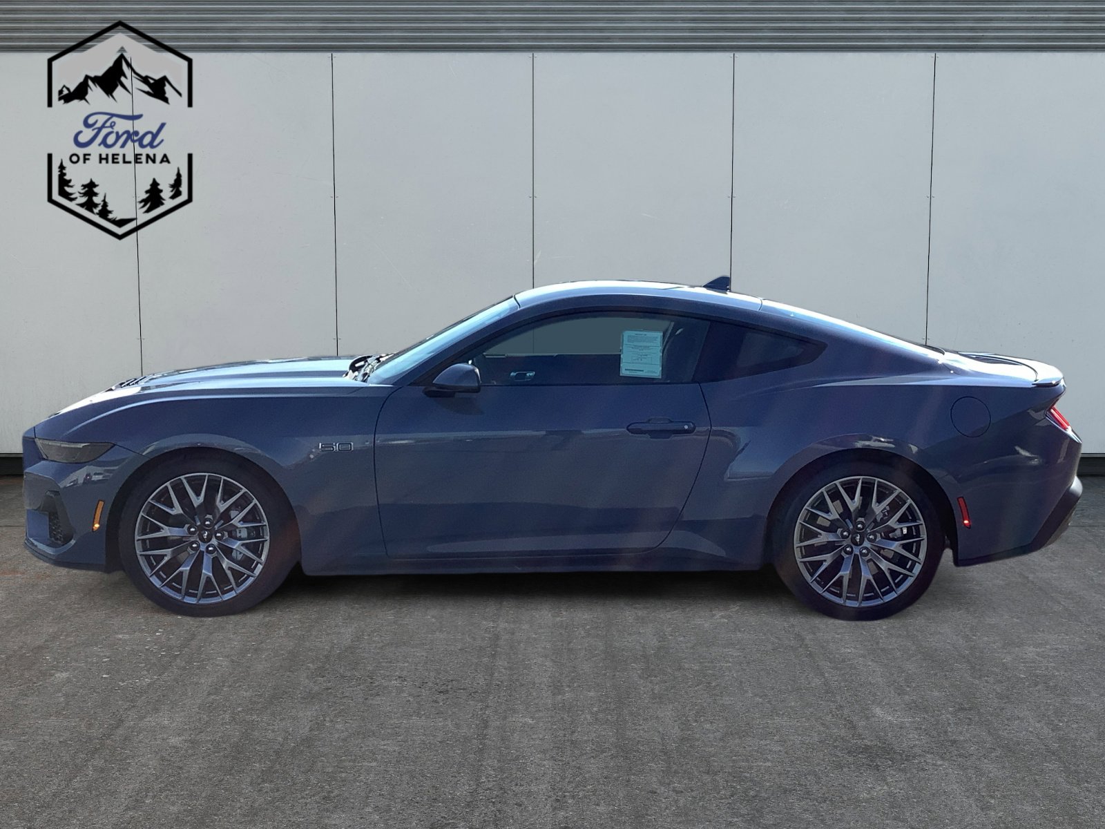 2025 Ford Mustang GT Premium photo 2