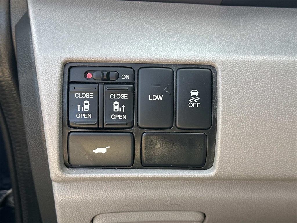 2015 Honda Odyssey EX-L photo 27