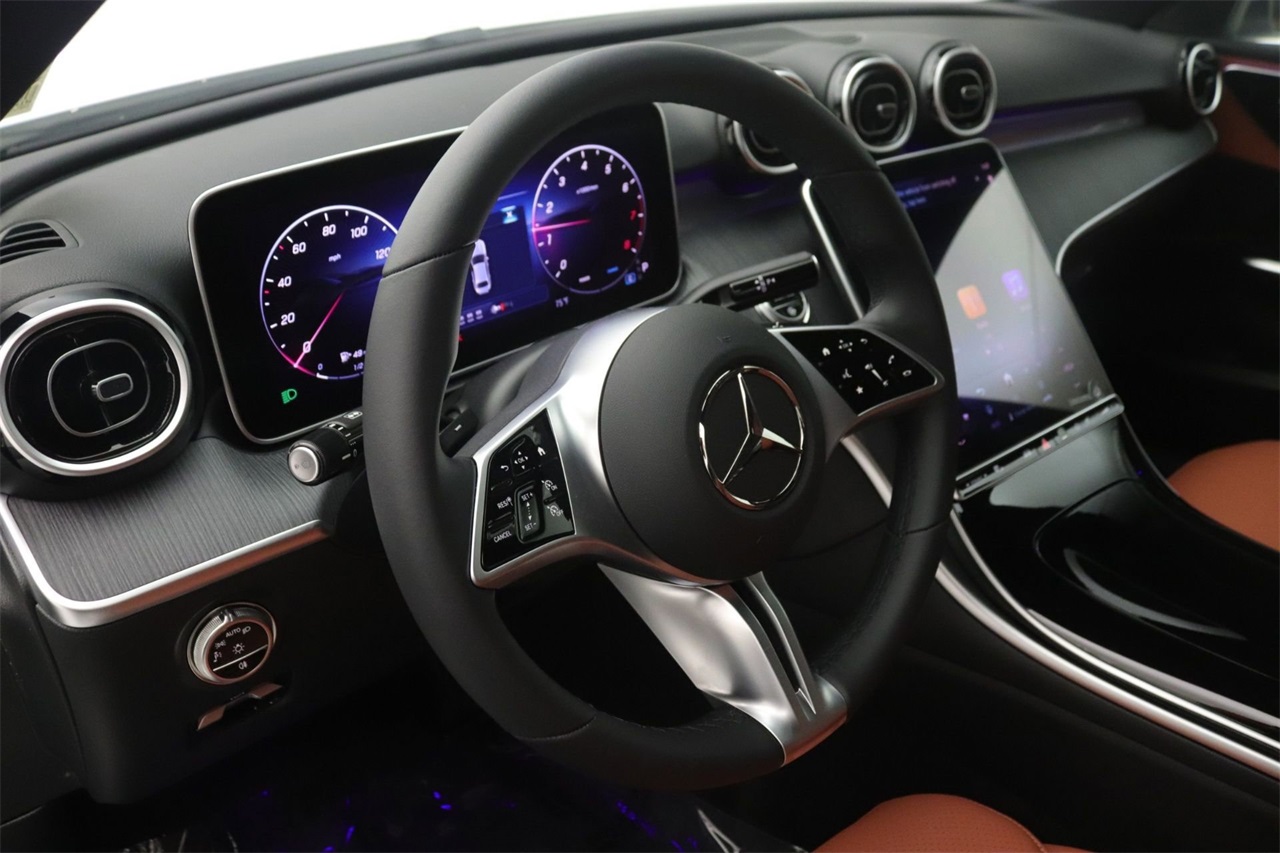 2025 Mercedes Benz C 300 photo 4
