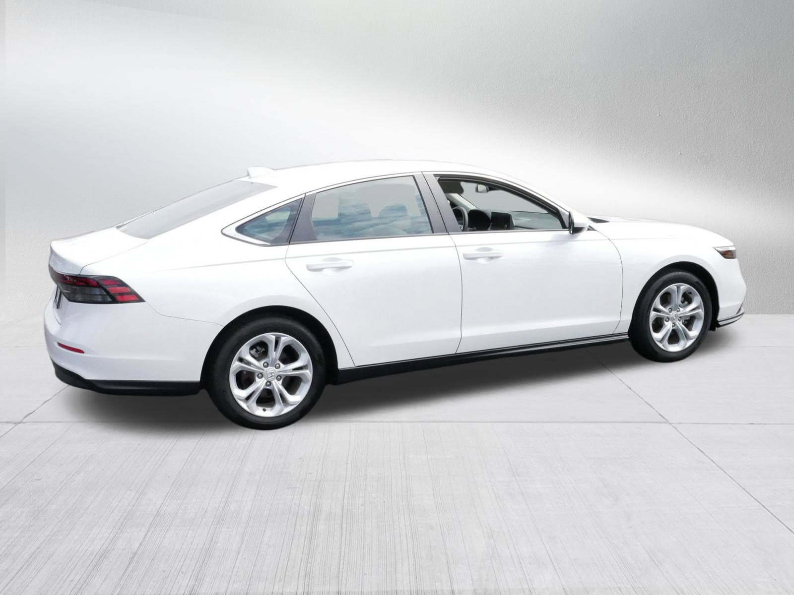 2024 Honda Accord LX photo 6