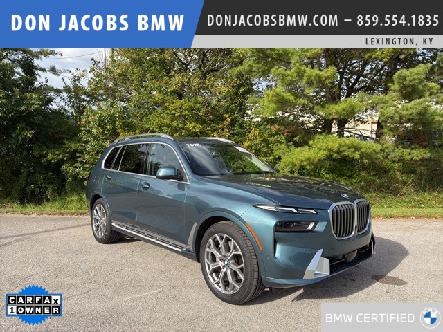 2023 BMW X7 40i's photo