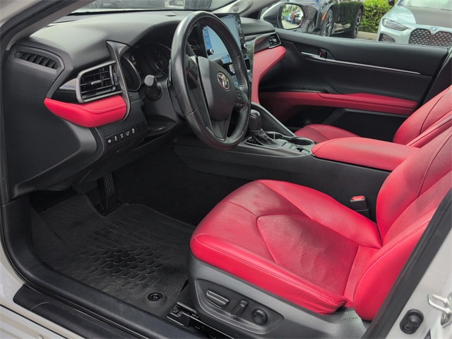 2022 Toyota Camry XSE photo 7