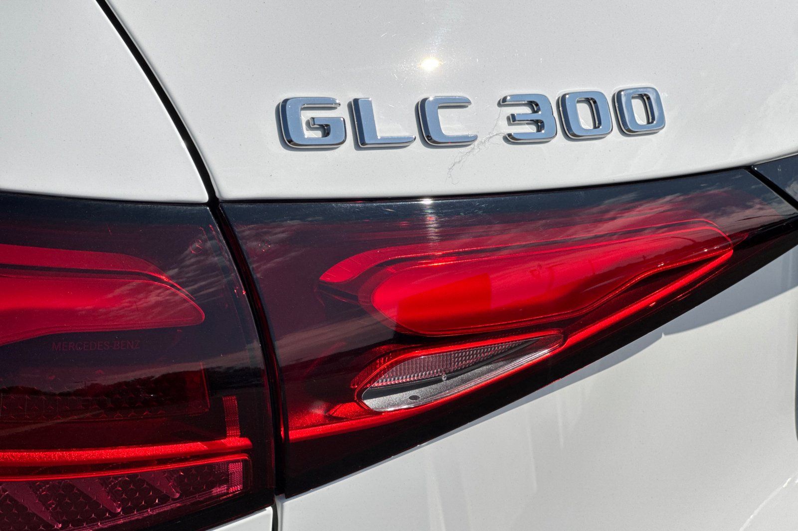 2025 Mercedes Benz GLC 300 photo 11