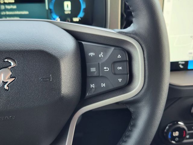 2025 Ford Bronco Outer Banks photo 27