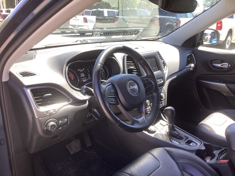 2021 Jeep Cherokee Latitude Lux photo 16