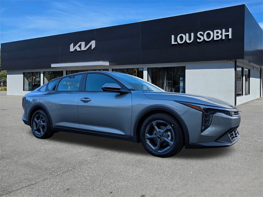 2025 Kia K4 LXS's photo