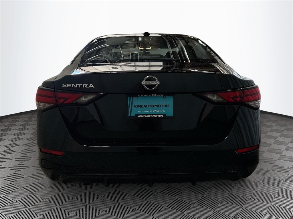 2025 Nissan Sentra SV photo 11
