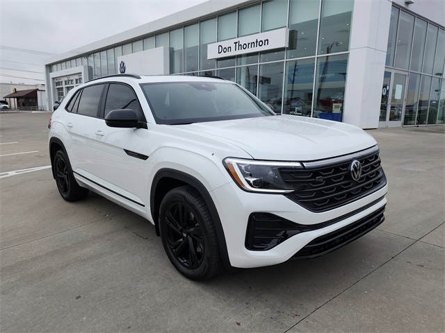 2026 Volkswagen Atlas Cross Sport SEL R-LINE's photo