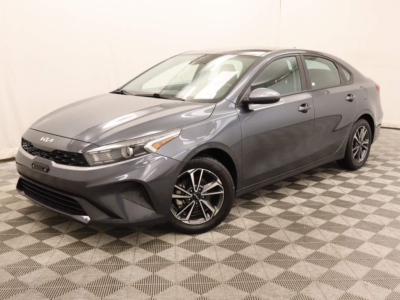 2023 Kia Forte LXS's photo