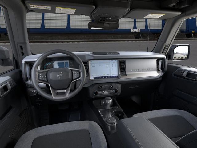 2025 Ford Bronco Big Bend photo 8