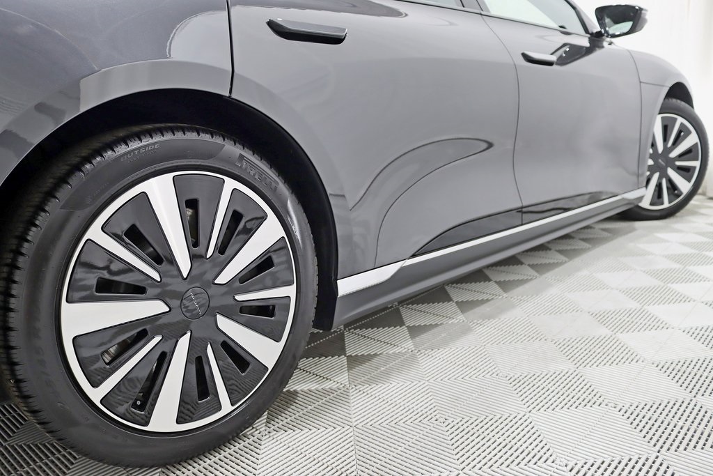 2025 Lucid Air Touring photo 11